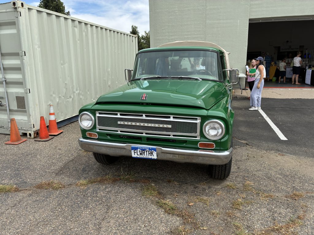 Bloom bar international truck